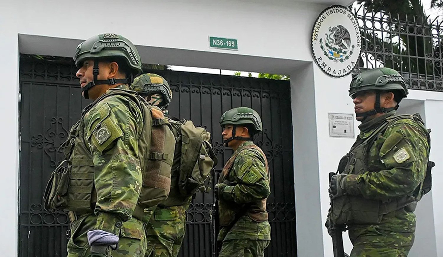 México rompe relaciones diplomáticas con Ecuador tras incursión policial en su embajada en Quito 0000608688