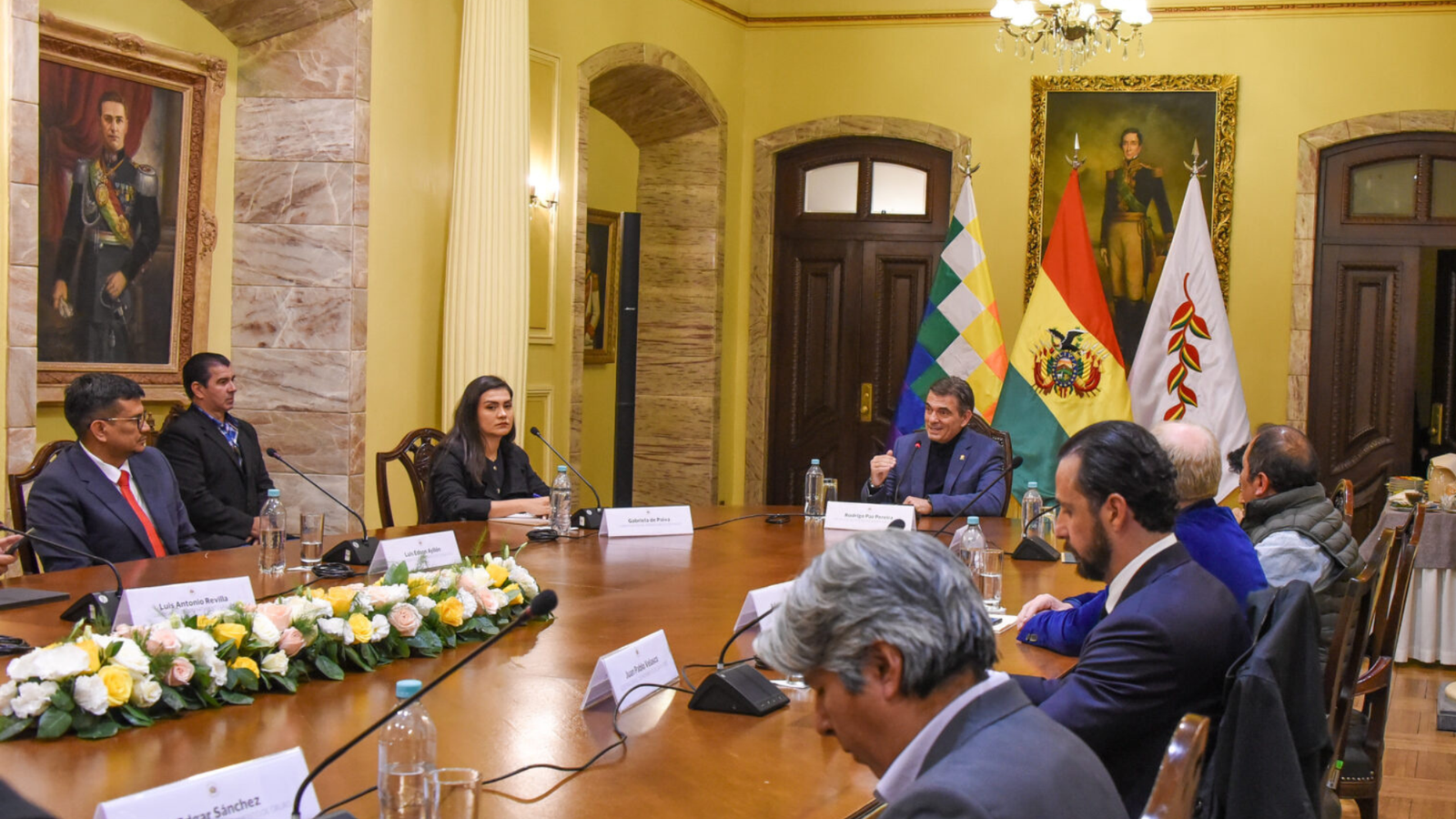 Gobierno y gobernaciones logran acuerdo inicial para consolidar recursos e independencia autonómica 004 48