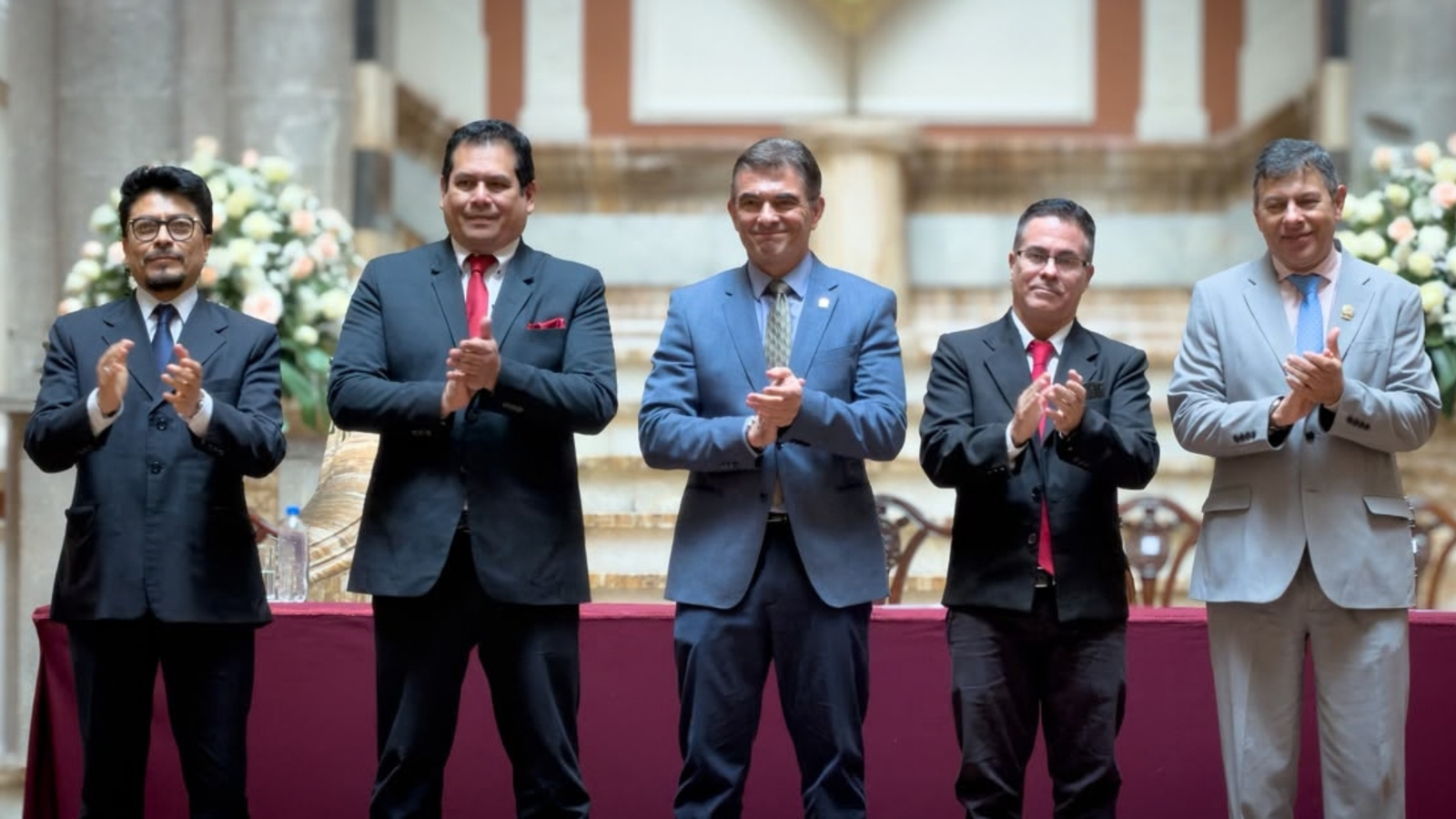 El presidente Paz reconoce a Urioste como Fiscal General interino y le fija cuatro desafíos para el Ministerio Público 004 95