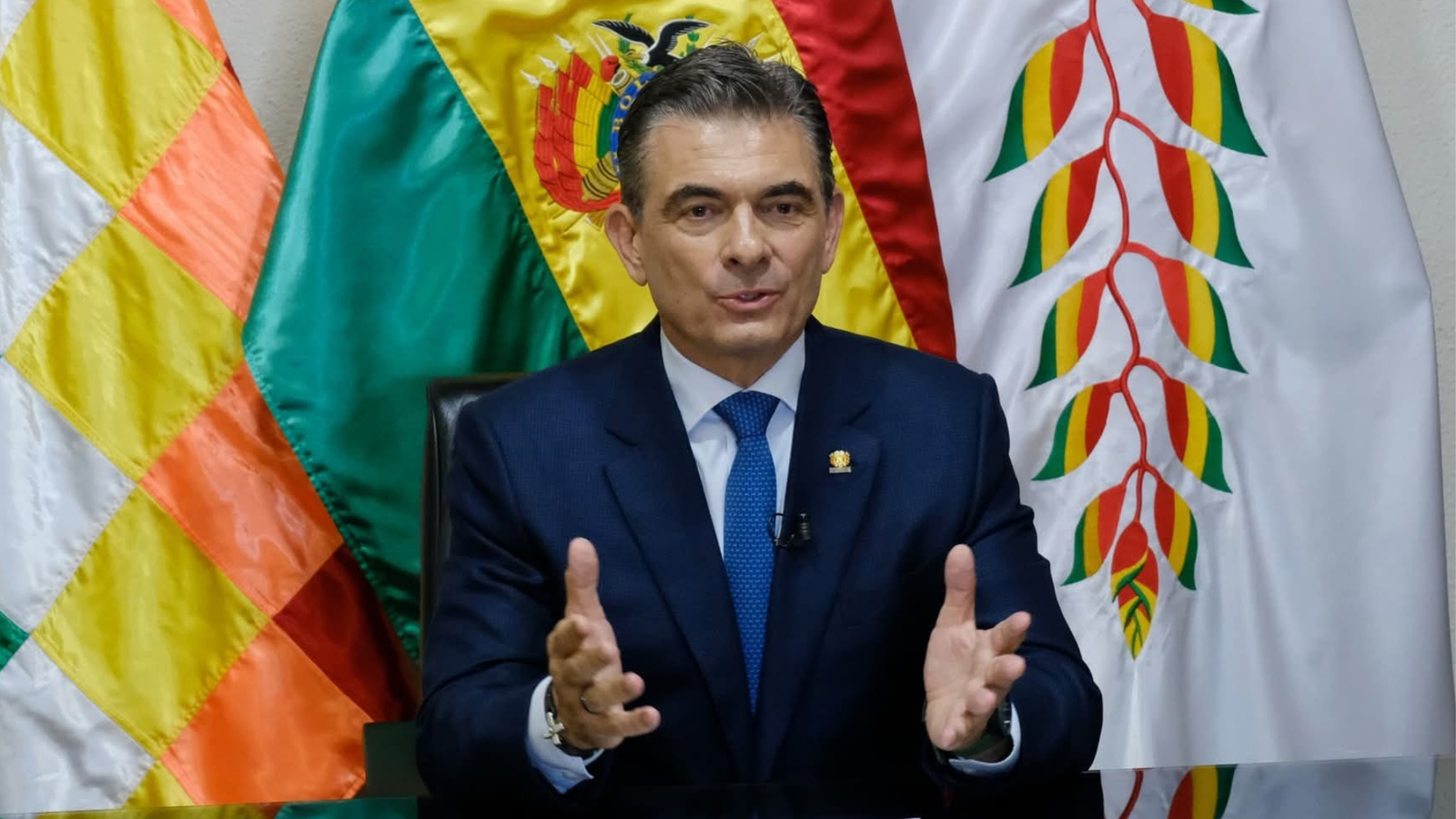 Paz promulga ley que aprueba crédito de $us 1.900 millones con el FMI para respaldar reformas económicas 004 20260920 090006 0000