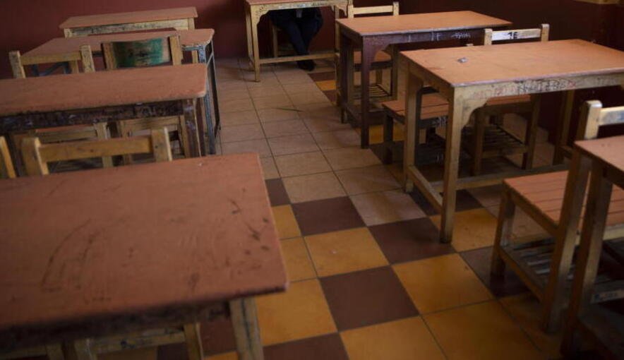 Educación dispone clases virtuales en dos distritos de Viacha tras tragedia en cuartel 1000244594 1