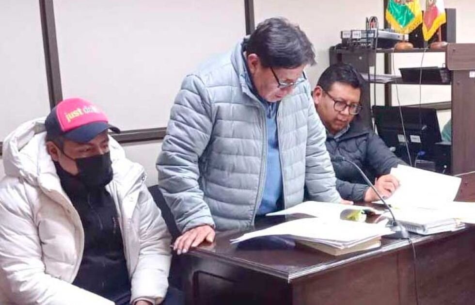 Envían a la cárcel a fiscal de Tupiza acusado de favorecimiento en caso de narcotráfico 1b80db1f f7b4 4588 b9be b9d6ab915dd2 1