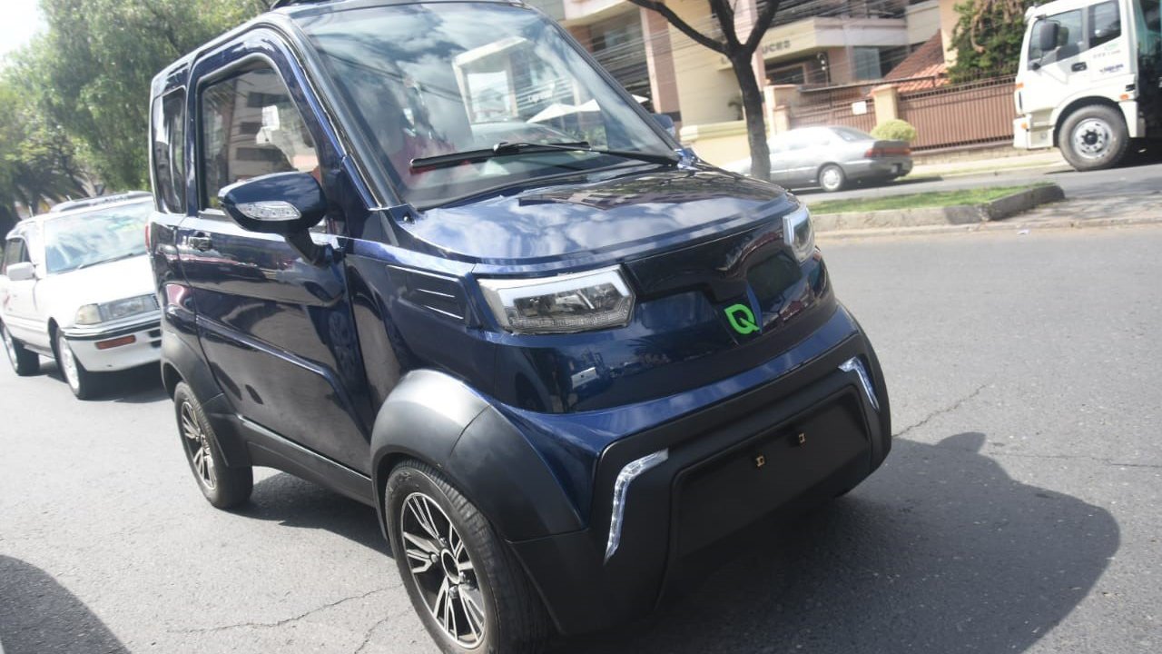 La Paz: Placas para vehículos eléctricos y flex fuel serán gratuitas el 2024 2019092621041874863