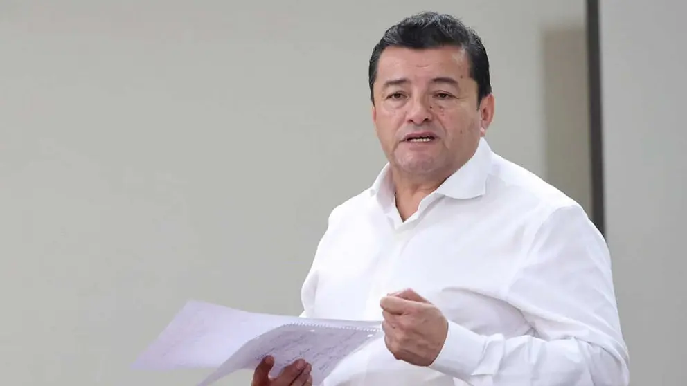 Justicia deja sin efecto detención domiciliaria de Jhonny Fernández en caso “pavimento fantasma” 2026022622414798691 2