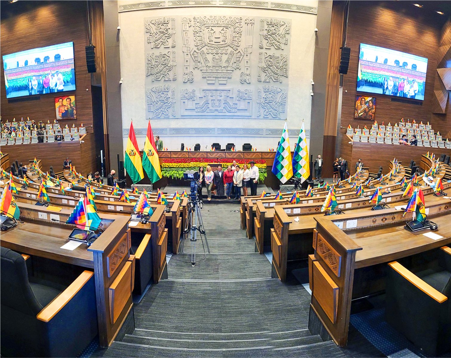 Senado: Sancionan ley que crea un bono de al menos Bs 550 para hijos de víctimas de feminicidio 3.c003c364dc6a2f7dd9ad