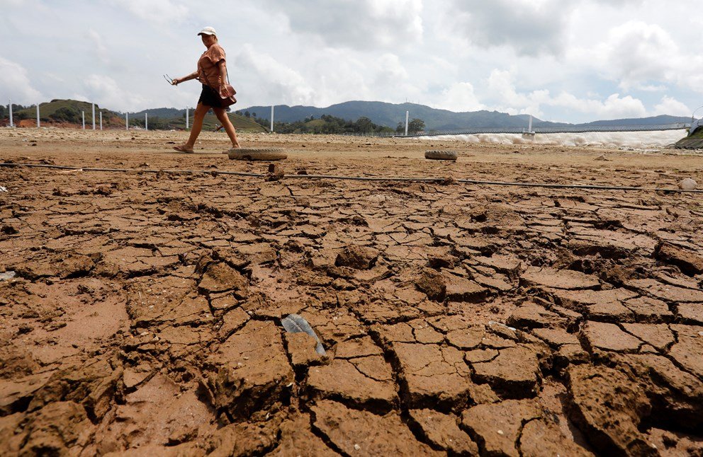 Gobierno coordina acciones preventivas ante la llegada de un fuerte fenómeno de El Niño 3fe2b46708d74c921428a32d8e929352759672ea