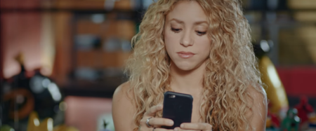 Shakira sorprende al confesar que sus hijos crecen sin celular y con restricción a internet 450 1000