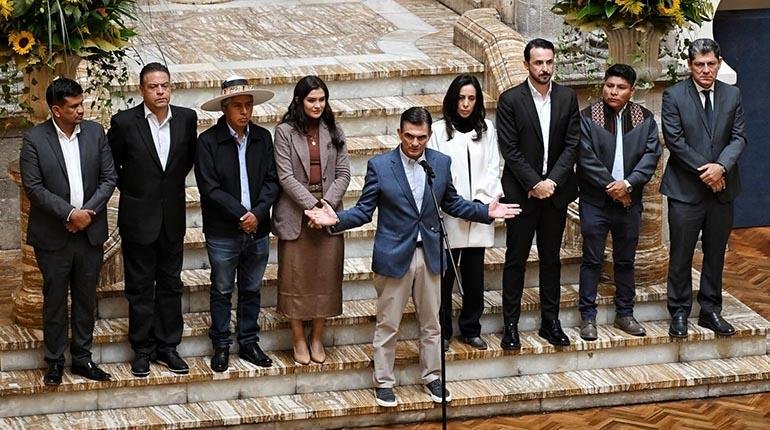 Los nueve gobernadores se reunirán con Paz en Sucre para debatir la propuesta del «50-50» 50 1