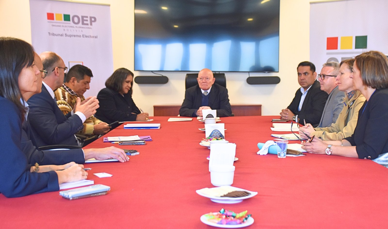 TSE convoca a los binomios presidenciales a un encuentro rumbo a la segunda vuelta 518355992 1048217247489430 1963394953418917692 n