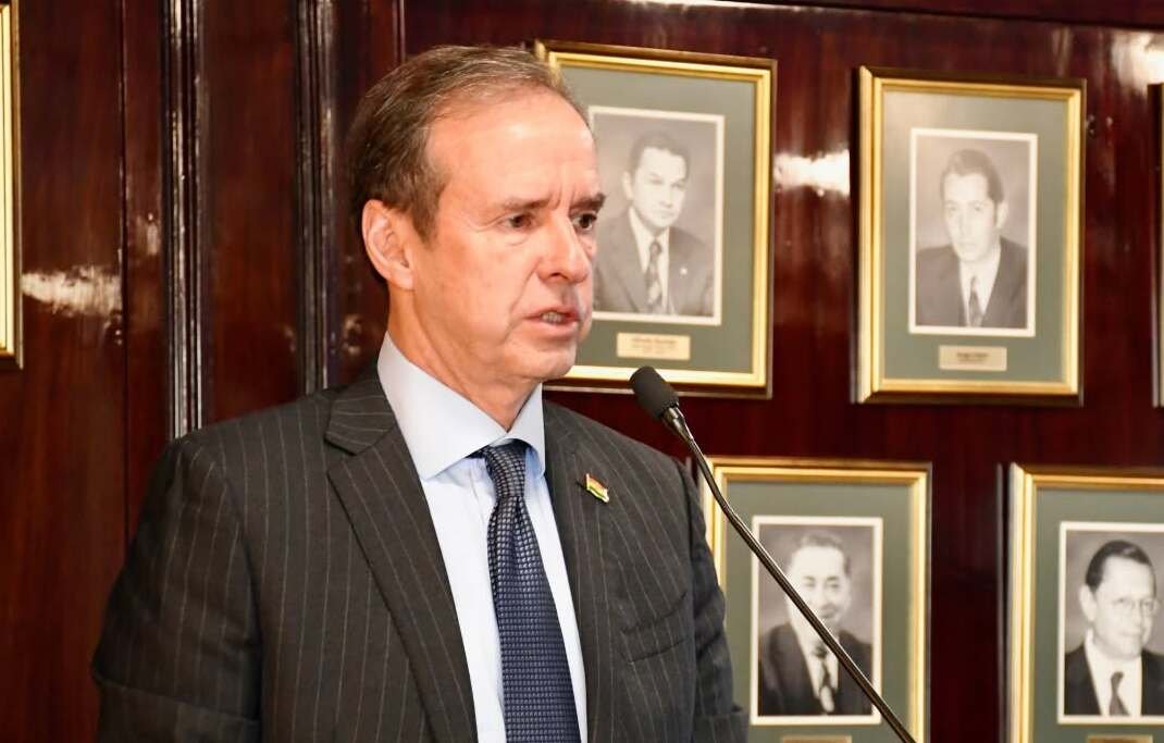 Quiroga emplaza a Kast a demostrar droga en madera boliviana o rectificar y pedir disculpas 520824099 1268071774686767 6305119237377181550 n 1 1