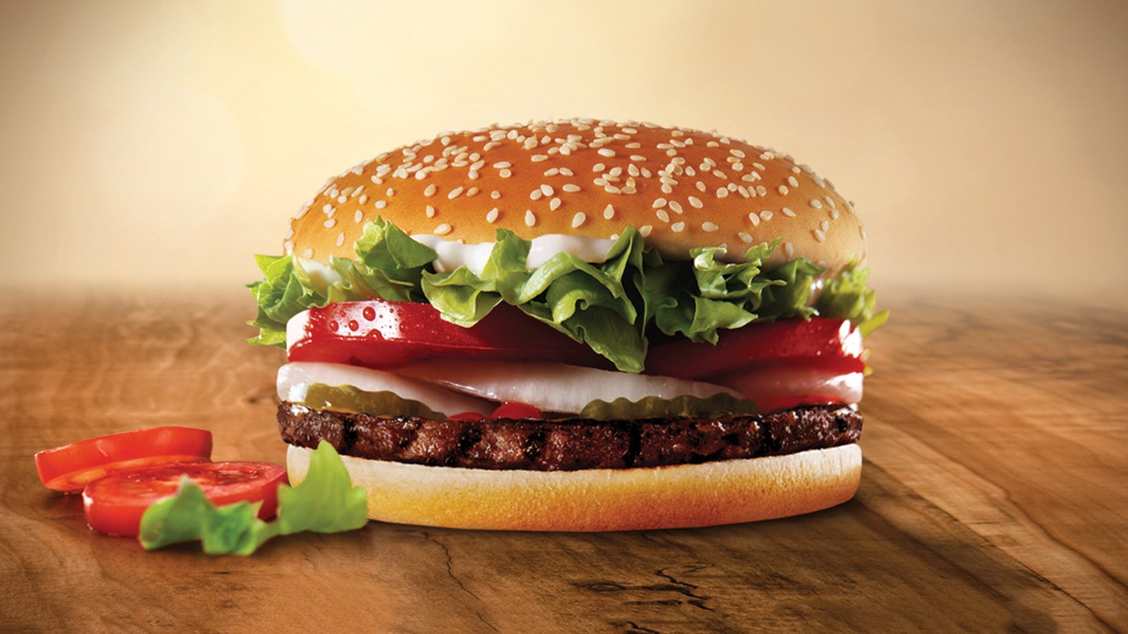 Burger King hace cambios a su hamburguesa Whopper tras quejas de sus clientes 5571 BurgerKing HeroImage