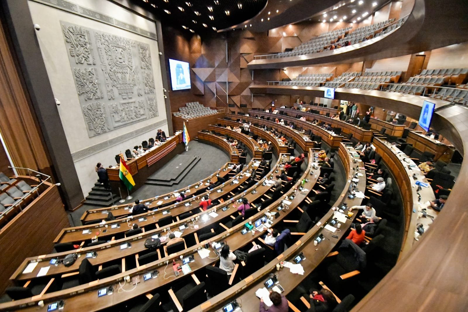 Legislativo aprobó decreto de amnistía e indulto para reos con penas de hasta 15 años 565108067 1246988217462655 3223897501365317572 n