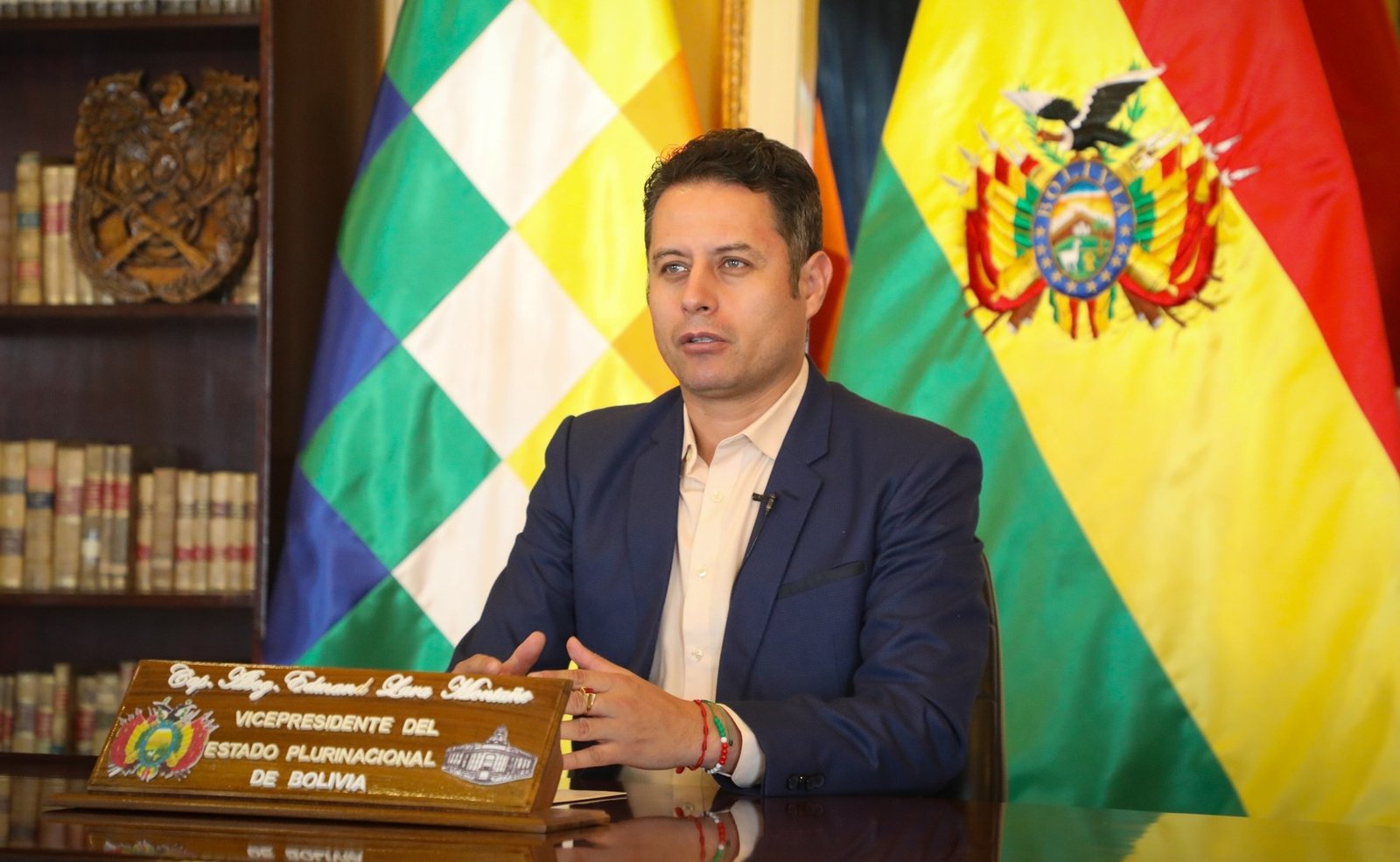 Lara critica la aprobación de créditos en la Asamblea: “Quien más está endeudando al país es Rodrigo Paz” 597489460 1253294476830789 8998655802156418305 n 2 1