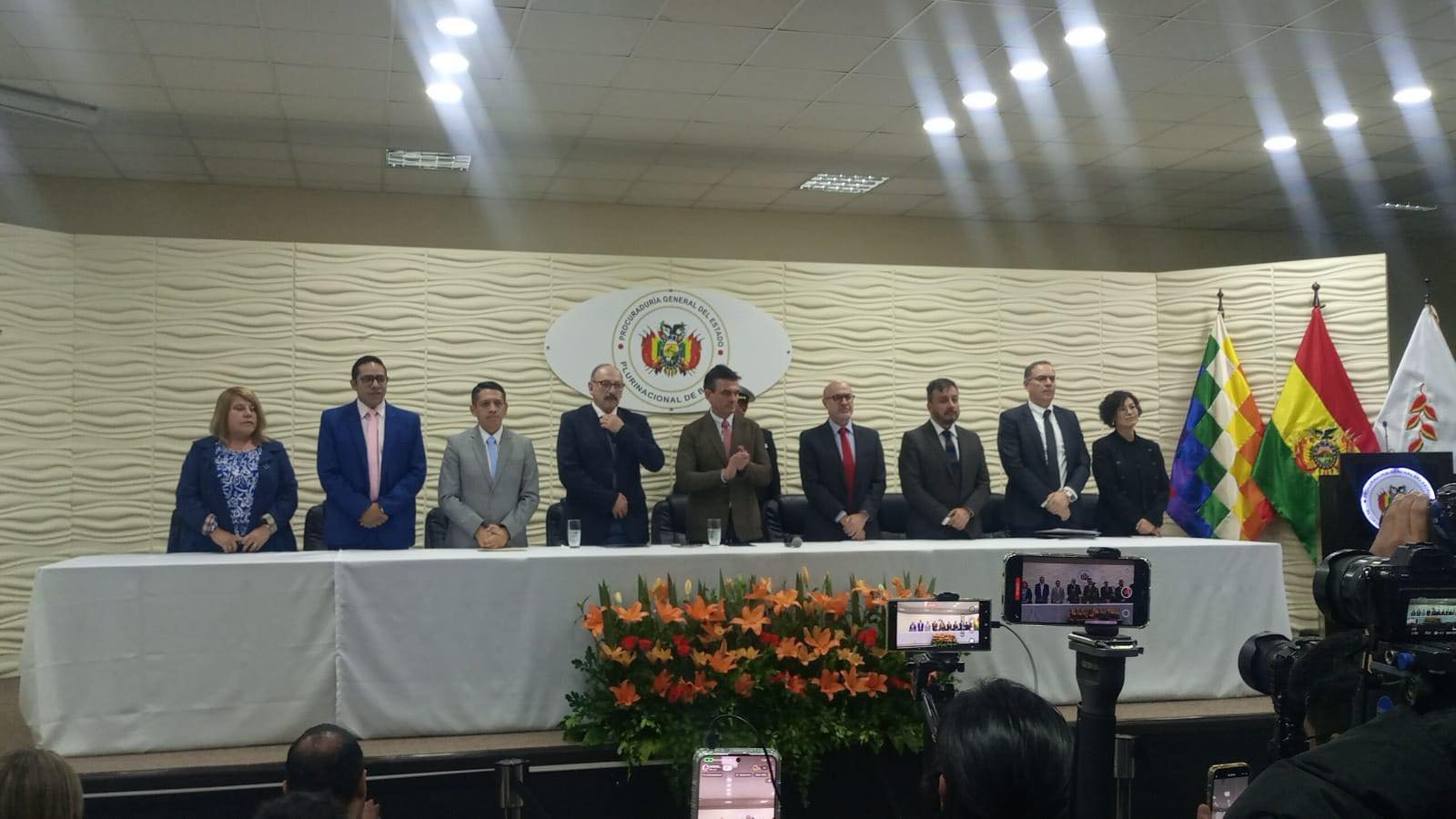 Presentan “Comisión de la Verdad de los Hidrocarburos” que investigará «corrupción, desfalco y saqueo” 598943566 1227187062880551 5098981072092060966 n