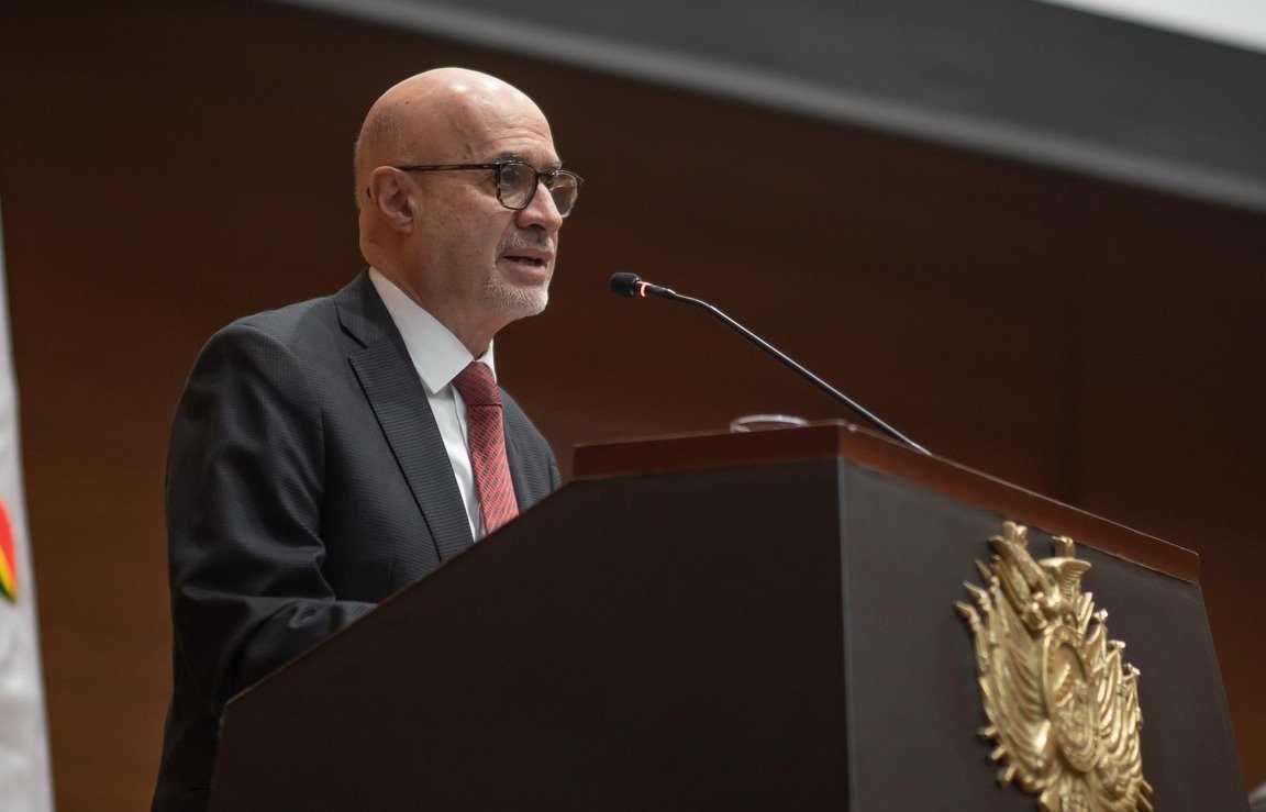 Ministro Lupo: “Los paros no resuelven nada, afectan al ciudadano y al progreso del país” 633887269 1337581141729521 4212218311139607586 n 1