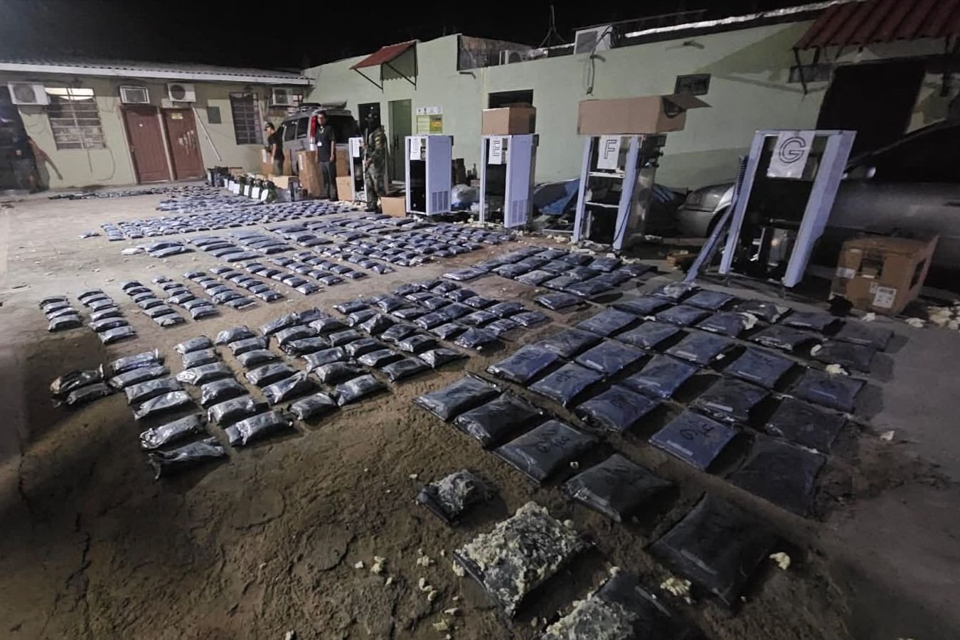 Santa Cruz: Hallan más de 350 kilos de marihuana en equipos electrónicos importados de EEUU 639905674 1237966015171526 2515981687004564546 n