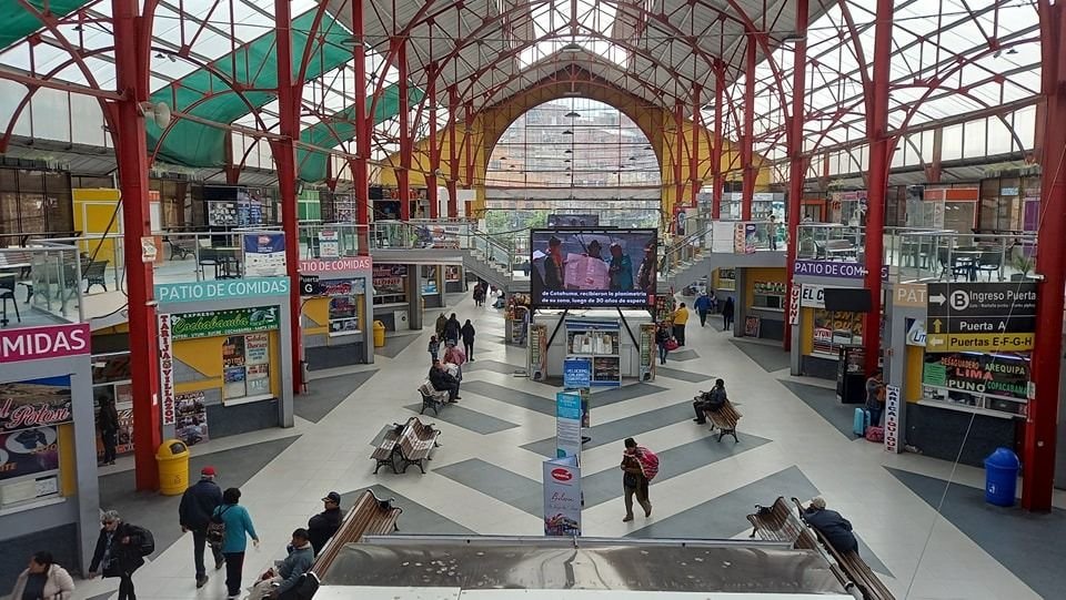 Terminales de La Paz y Cochabamba reanudan operaciones tras acuerdo por combustible en Oruro 654861398 960839986294397 8225832323688355438 n