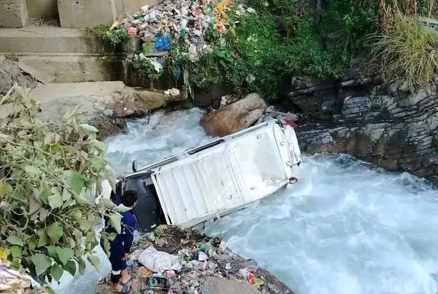 La Paz: Intensifican la búsqueda del bebé arrastrado por el río en Quime 659802299 1590330396432542 8735358828903052053 n 1