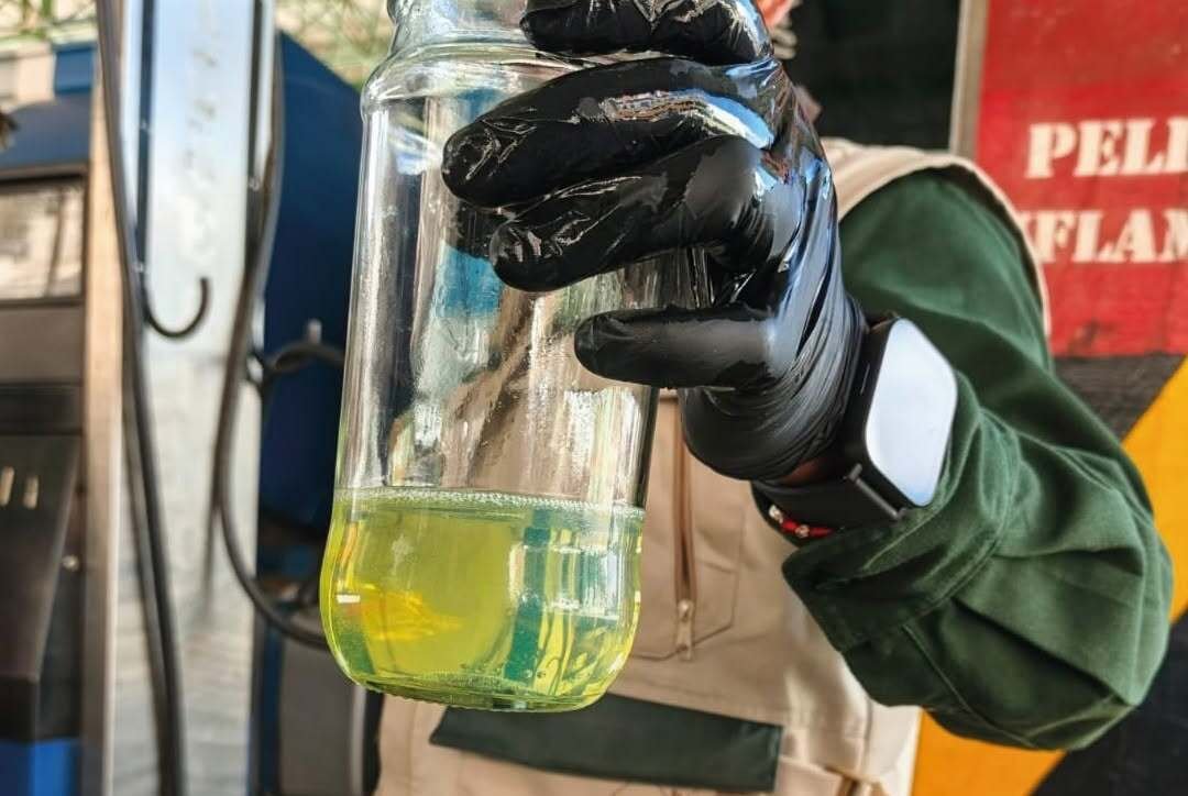 Gobierno instruye analizar combustibles retenidos por bloqueos para garantizar su calidad 680146675 1405694841598869 1117545870592916020 n 1