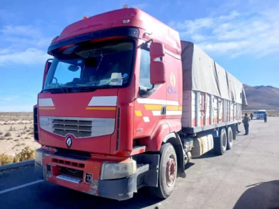 Envían a la cárcel a dos hombres acusados de transportar dos toneladas de droga en la ruta Oruro–Uyuni 2 690b21bdf0156472ec471a6a