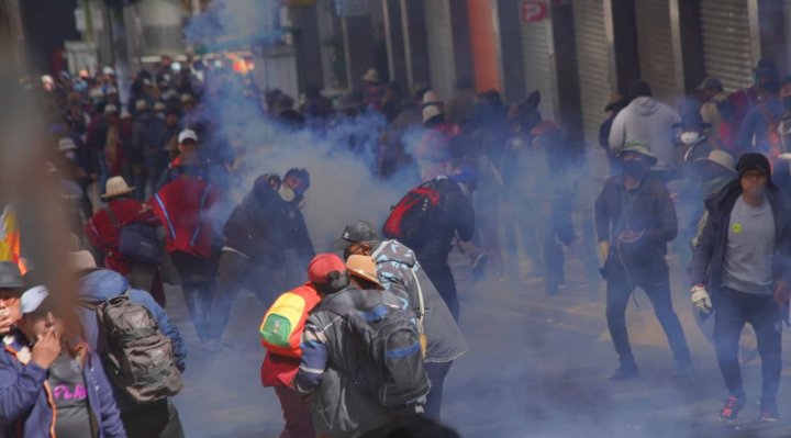 Gobierno dispone tolerancia laboral en La Paz por bloqueos y escasez de combustible 702571270 845953035228793 7132165803751513995 n 1