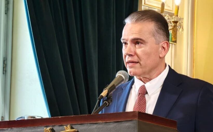 Justiniano resalta importancia del diálogo, pero advierte: “Firmeza con legalidad no es abuso” 713103841 1472184094948566 8898760981309376060 n 1 1