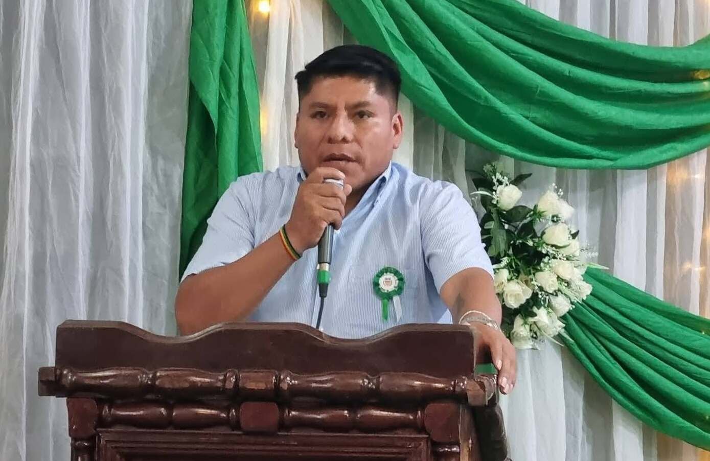 Gobernación admite que Loza usó una ambulancia para pasar bloqueos; asambleísta presenta denuncia formal 715021215 1379357837350471 6078914681869232031 n 1