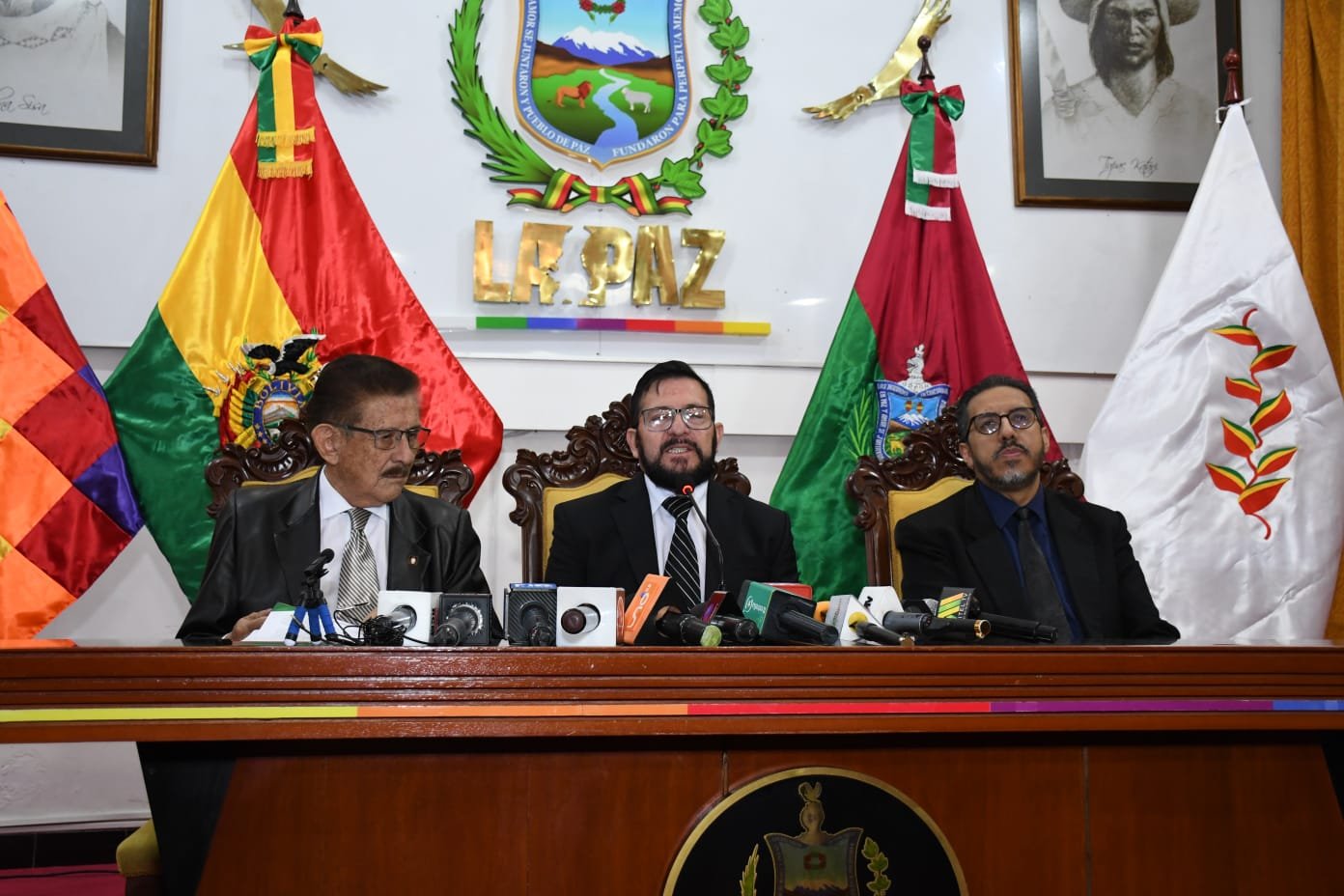 La Paz declara Emergencia Sanitaria y Humanitaria por 90 días ante escasez de oxígeno e insumos 715426281 1462004035954714 3485600658670489879 n