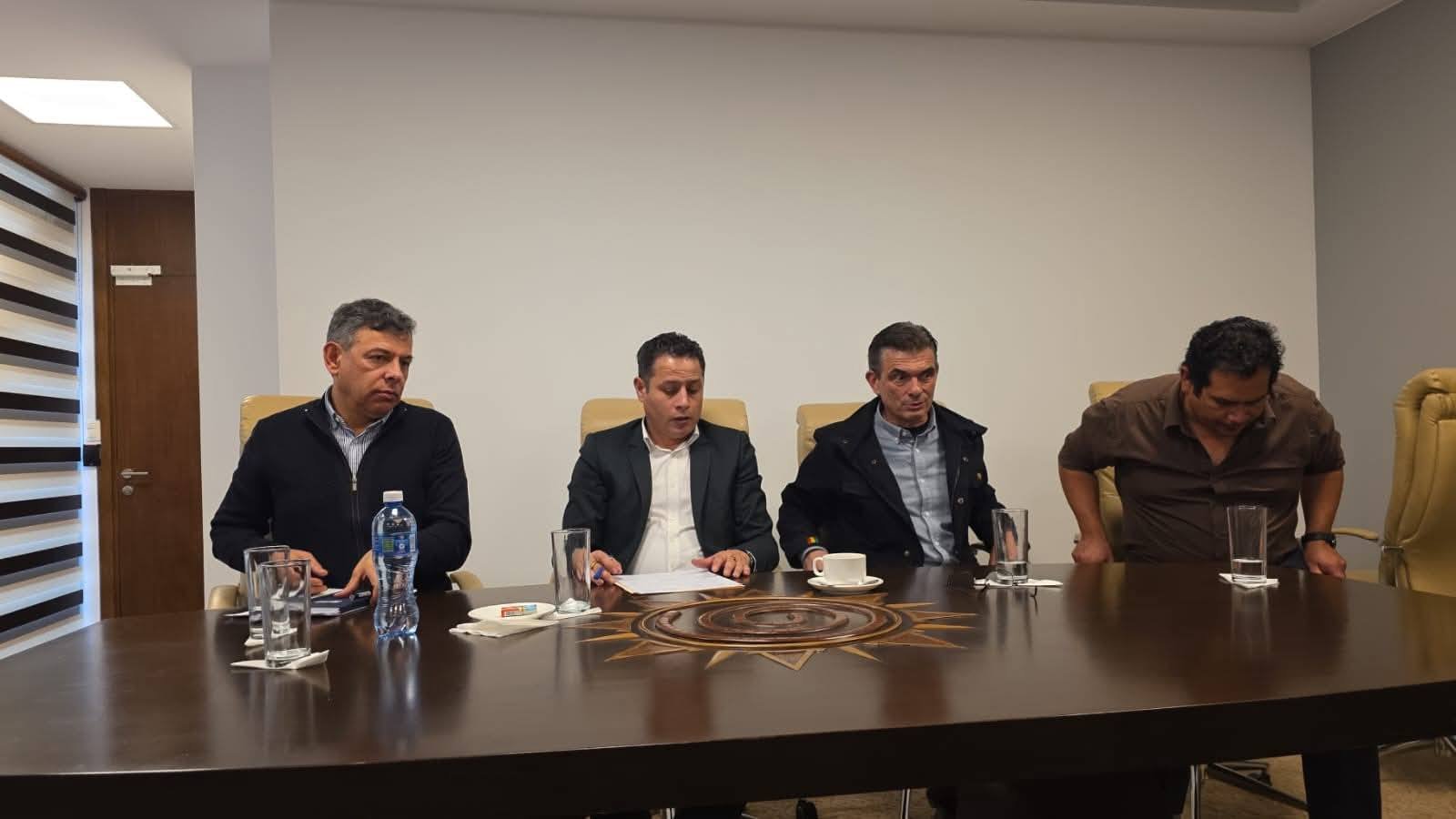 “La última instancia es el Estado de Excepción”: Gobierno y Legislativo apuestan por el diálogo para pacificar el país 716450764 1555907566429792 8575902884691211706 n