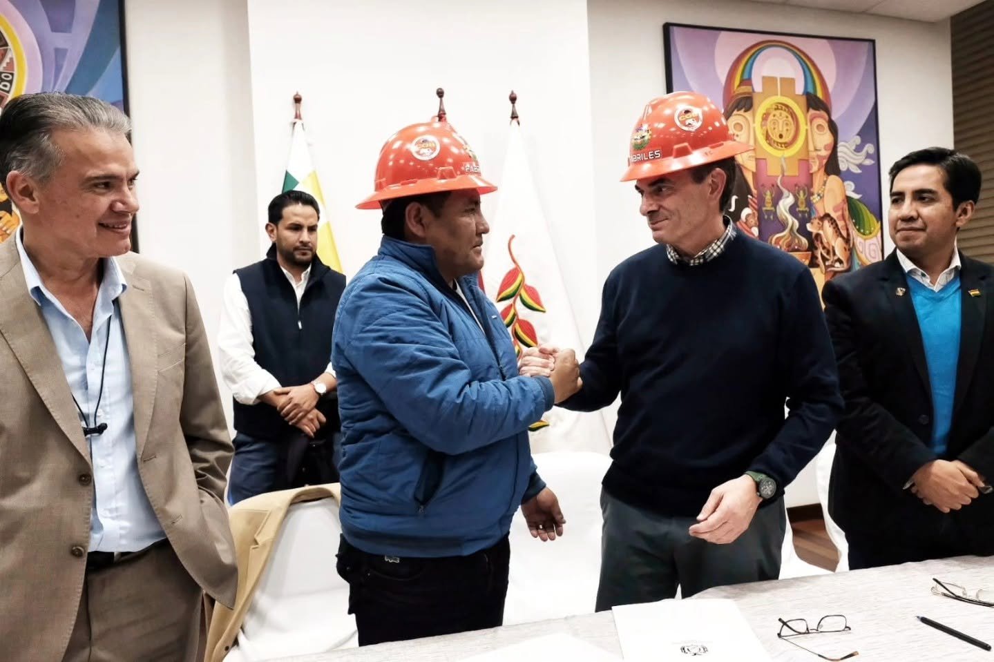 Gobierno anuncia acuerdo con trabajadores fabriles para fortalecer la producción y generar empleo 721696792 10168104087608298 2293129231419897217 n