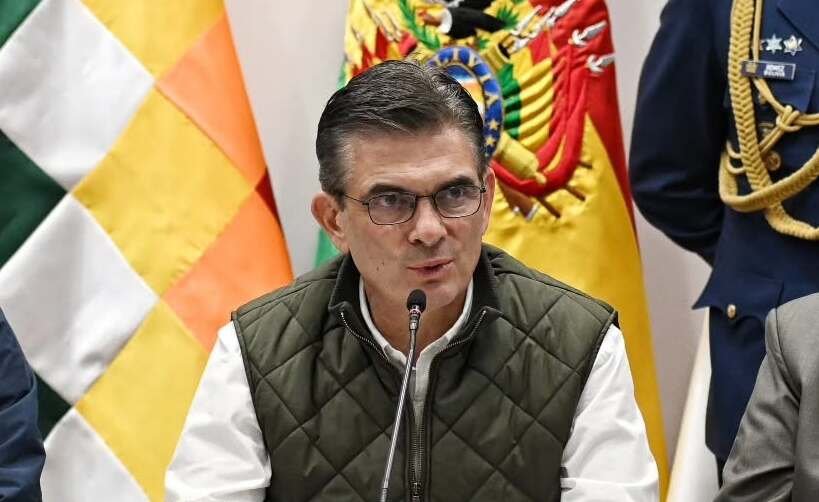 Paz afirma que el Estado de excepción continúa: “El bloqueo ha sido derrotado” 724361473 10168126135278298 5914396442271690318 n 1