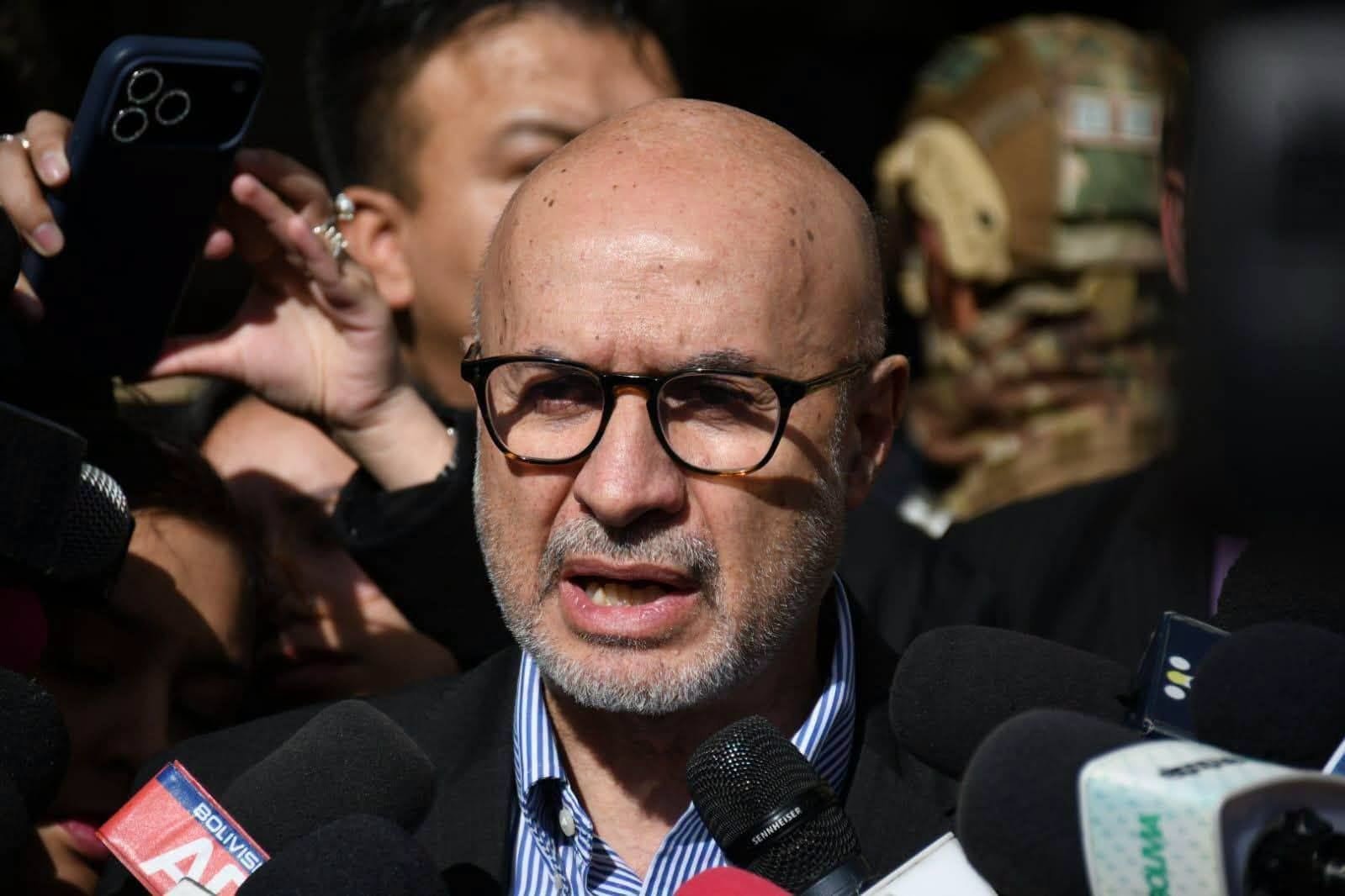 Lupo confirma que el Gobierno aplicará la Constitución para levantar bloqueos 725318361 1040613901641752 5454027662074828673 n