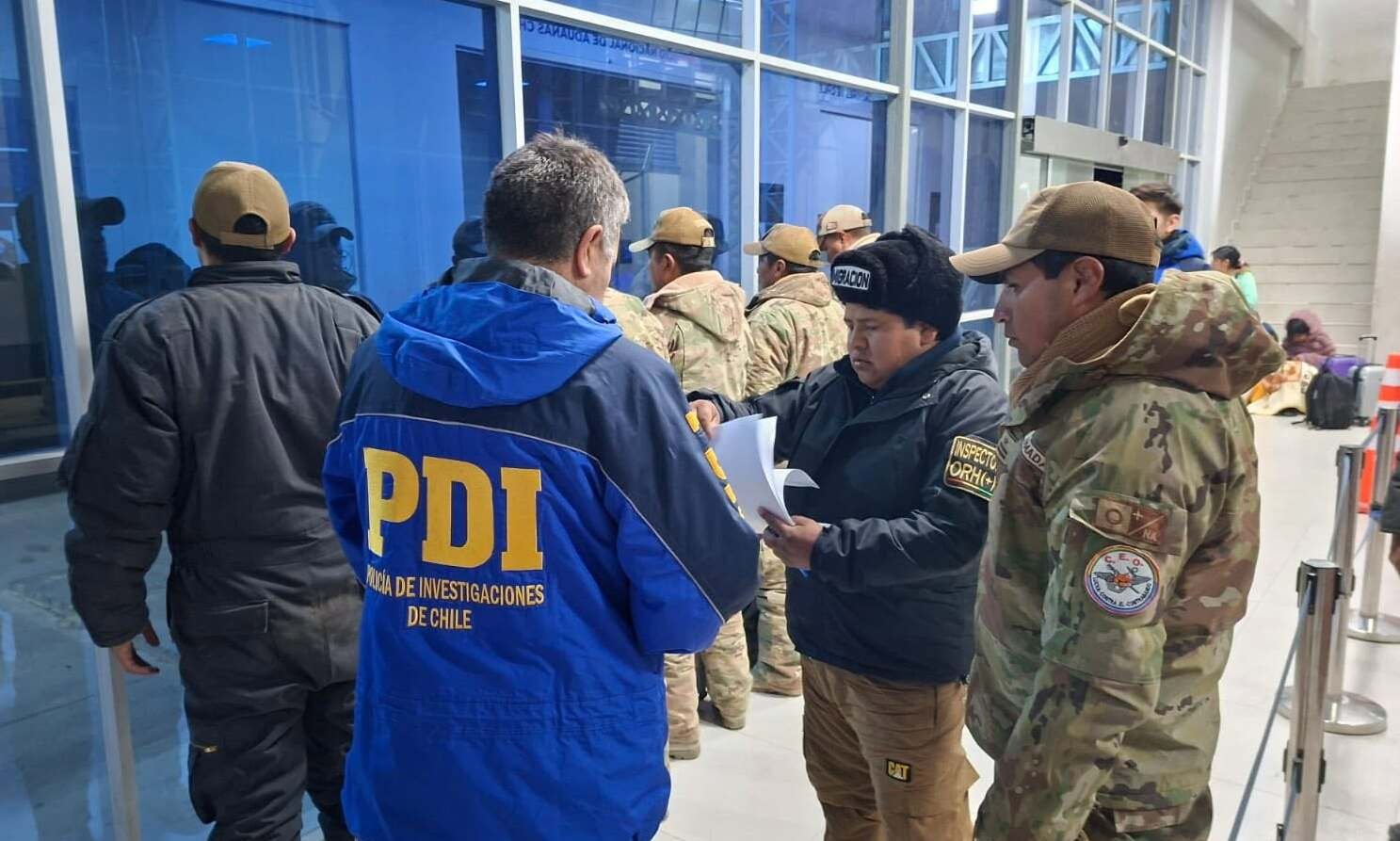 Chile devuelve a militares bolivianos detenidos en la frontera, pero retiene armamento. 725578830 1486282506872058 2875715204411279892 n 1
