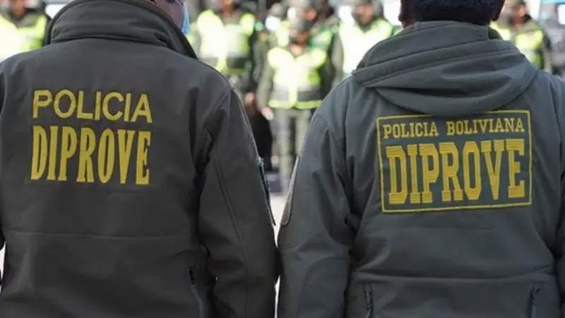 La Paz: cabecilla de banda de autopartes escapa de Diprove tras disparos en surtidor 726892412 1465347858966214 3479802826418600006 n
