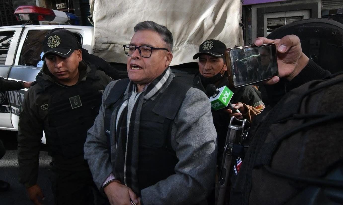 Justicia otorga detención domiciliaria a excomandante Juan José Zúñiga por toma militar en la plaza Murillo 746284188 2529785394139271 3480686561308782918 n