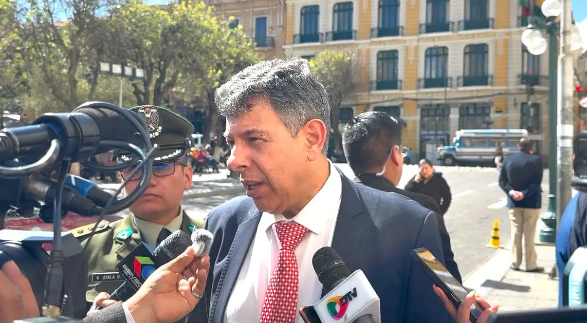 Asamblea Legislativa convoca a sesión solemne por los 201 años de la independencia de Bolivia 756436710 1066584999230480 7581545631582621001 n