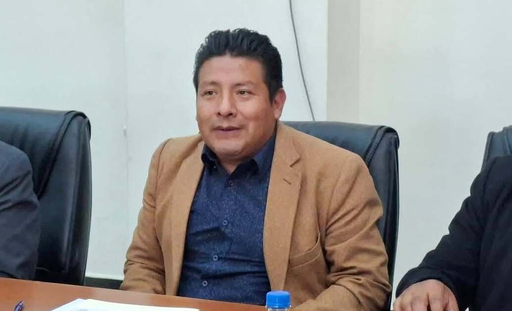 Quispe plante designar a un profesional alteño como nuevo ministro de Economía 758964264 1435084315315874 8903122446061728110 n 1