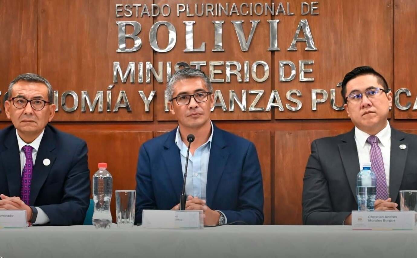 Gobierno consolida un acuerdo técnico con el FMI para un programa de 36 meses 759102045 1414786207209471 6755432053045936652 n 1