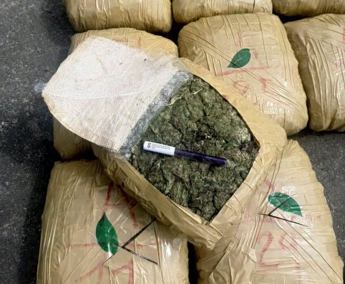 Envían a la cárcel a tres personas que transportaban 86 kilos de marihuana en un bus 767075458 1582780476965990 4876473796097160184 n e1786563627469
