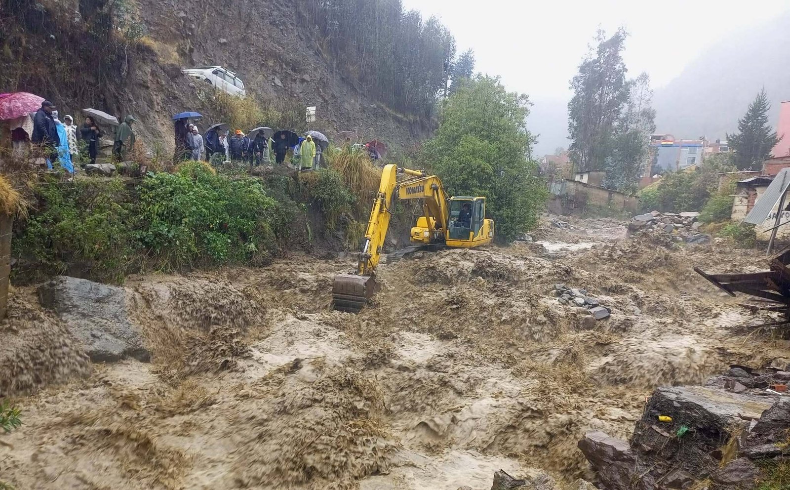 Quime declara emergencia por intensas lluvias y nevadas y pide envío de maquinaria pesada 776985178 122123523861340031 8275985820366844816 n 1