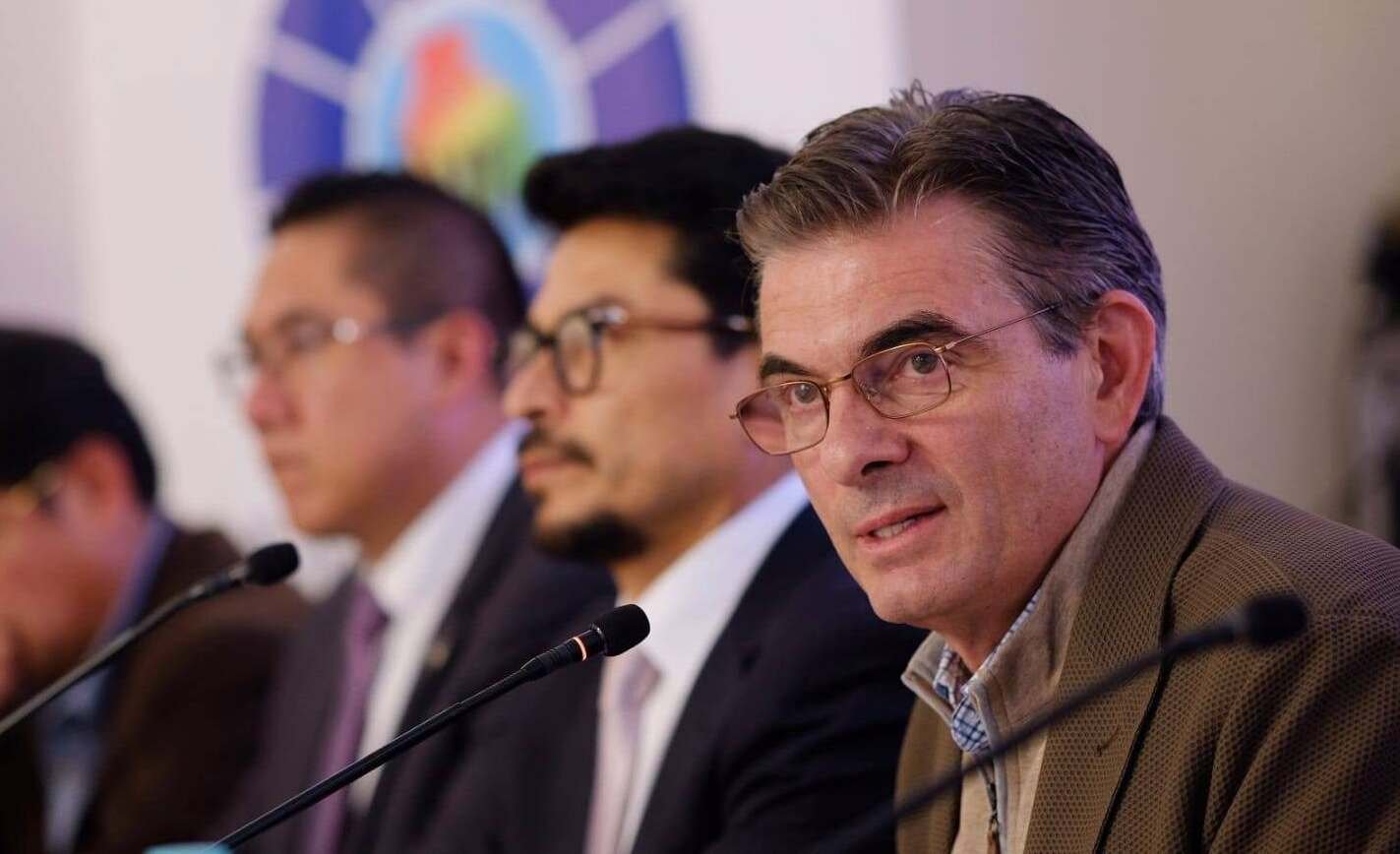 Paz dice que “el Estado es ineficiente” y respalda propuesta de Velasco de importar combustibles 788952220 2176099639620737 7726342936507889450 n 1