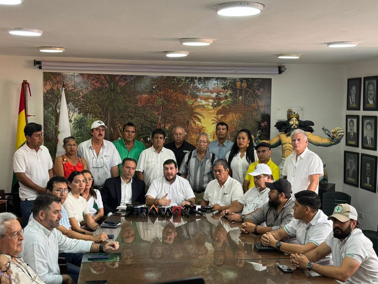 Comité pro Santa Cruz definirá fecha para realizar Asamblea de la Cruceñidad por crisis del diésel 789595110 1063975559823922 2874482334821149141 n