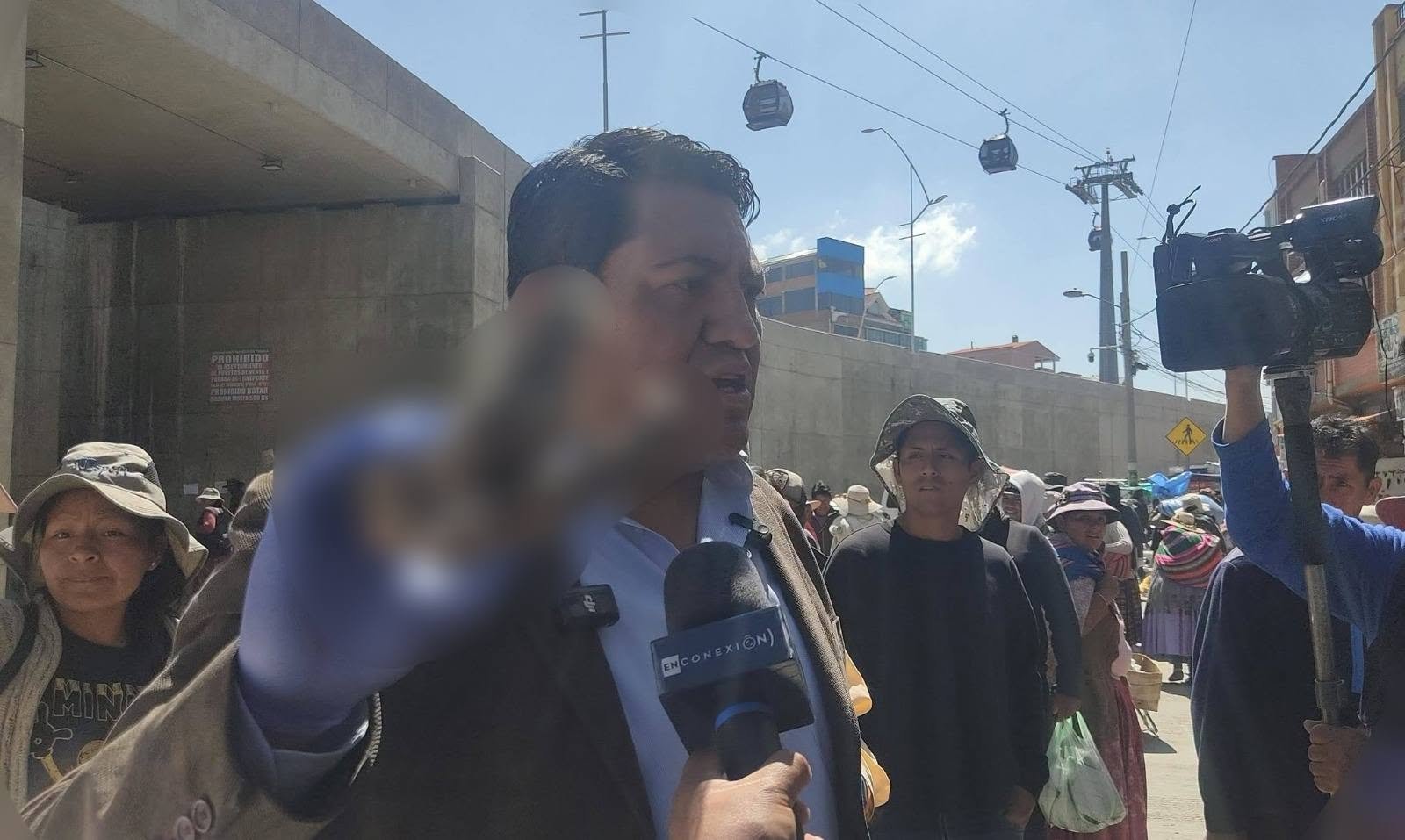 Alcaldía de El Alto decomisa carne vendida como charque que sería de zorro 808802599 1576581141148918 4608069036522600146 n