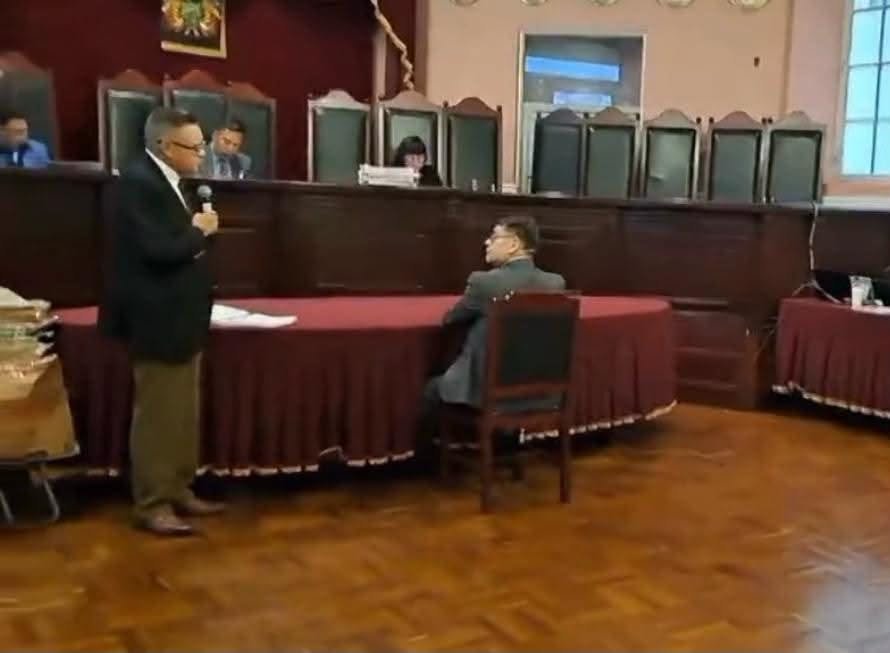 Exviceministro Aguilera asiste como testigo en juicio por toma militar de plaza Murillo 825351743 3714815221989864 617886525193110505 n