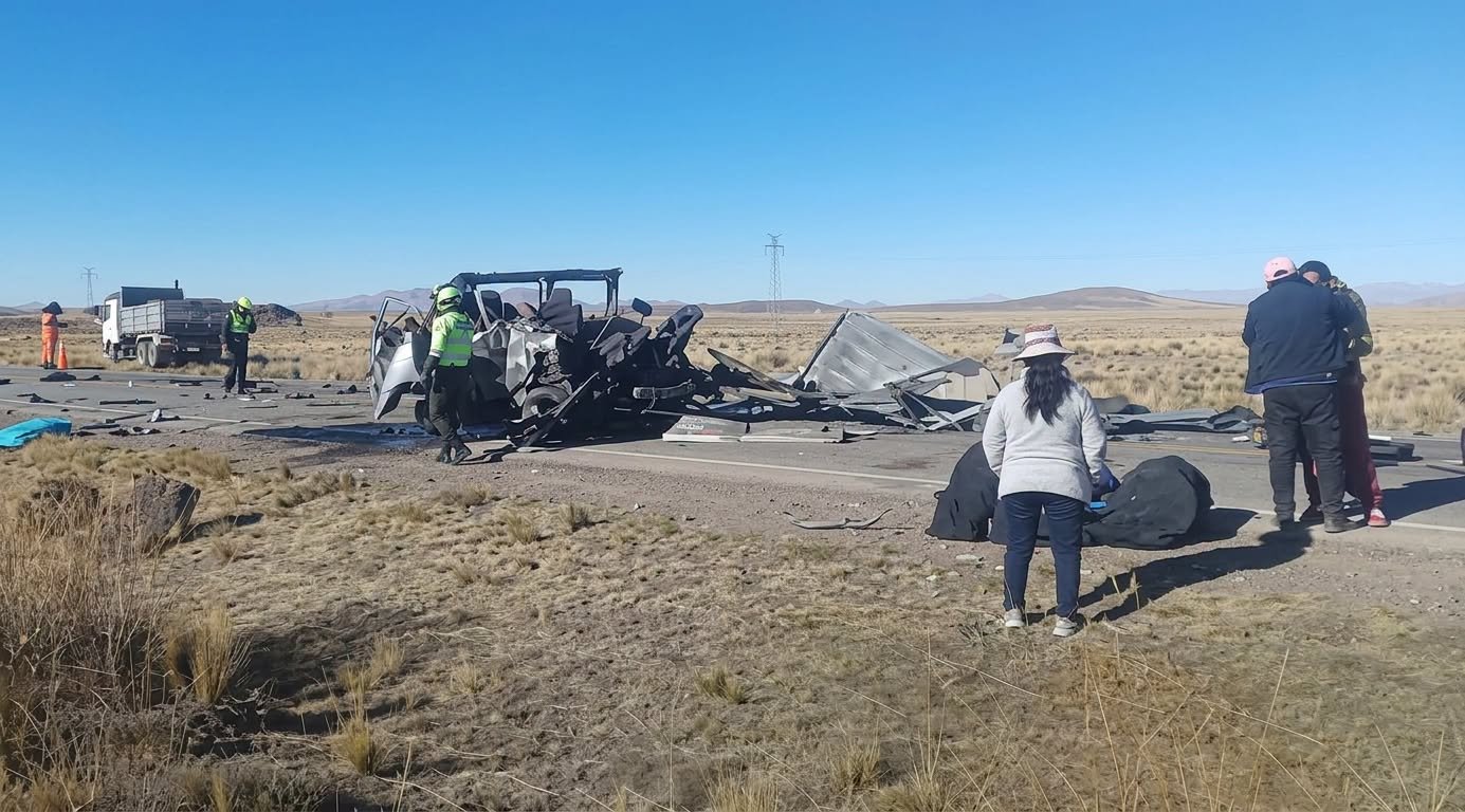 Grupo Karumanta sufre fatal accidente en la ruta a Oruro: Reportan al menos cinco muertos 846450929 1136856542153399 7136101521056147279 n