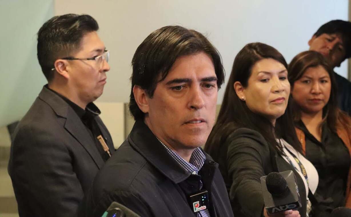 Zamora ante diálogo sobre nuevas tarifas interdepartamentales: “Cuidaremos el bolsillo de la gente” 848412961 1718972486493263 7707992201453411267 n 1
