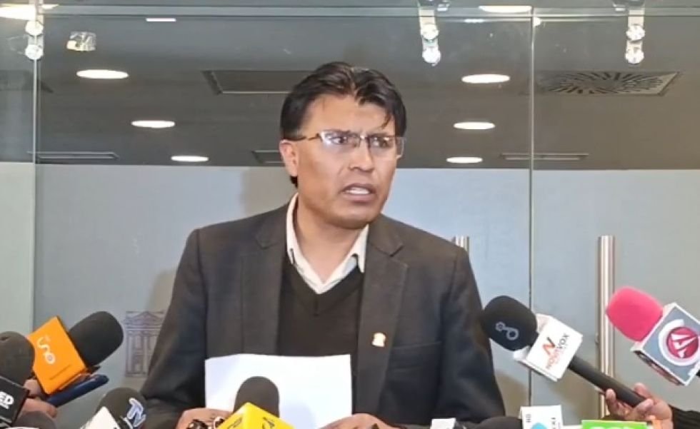 Parlamentarios critican a Condori por llamado a una “revolución” violenta o democrática 91407573 daae 49c9 8f92 7dbaeb49c17e