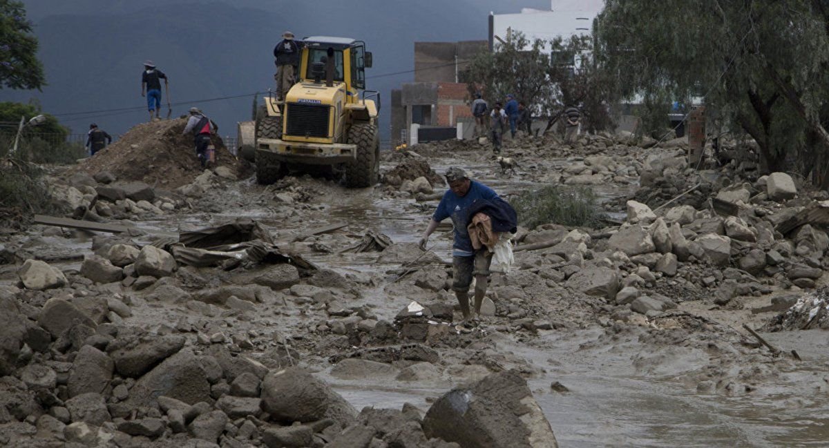 Lluvias: Gobierno inyecta más de Bs 1,7 millones para atender eventos en carreteras 9a35c423 b01a 4d98 a27d c7117de2142a source aspect ratio default 0