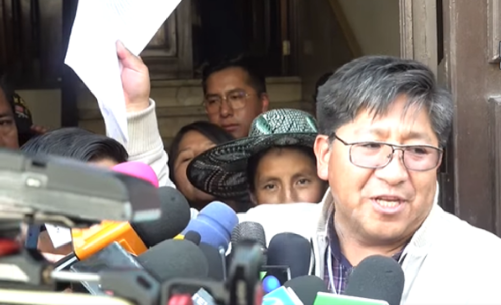 ‘Laristas’ activan recurso legal contra el Decreto 5552 y piden a Paz reflexionar Adobe Express file 1 2