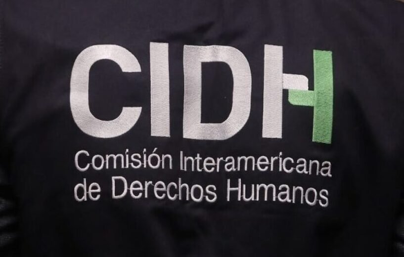 Senador del PDC pide a la CIDH medidas cautelares para garantizar balotaje en La Paz CIHD funcionario visita CIDH en Colombia Enrique Prieto otros 1536x1024 1 1
